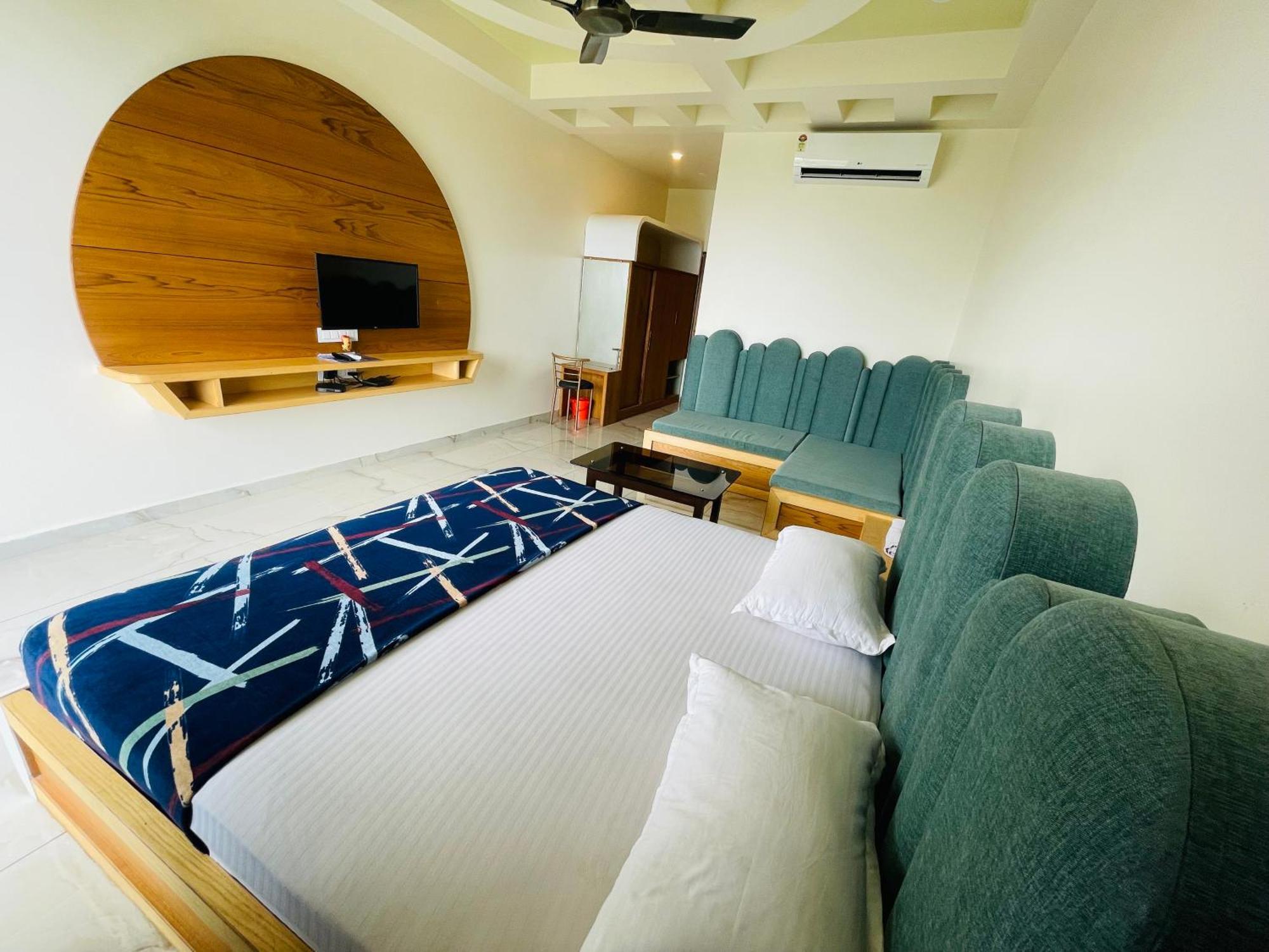 Natural Resort Panhala Ngoại thất bức ảnh