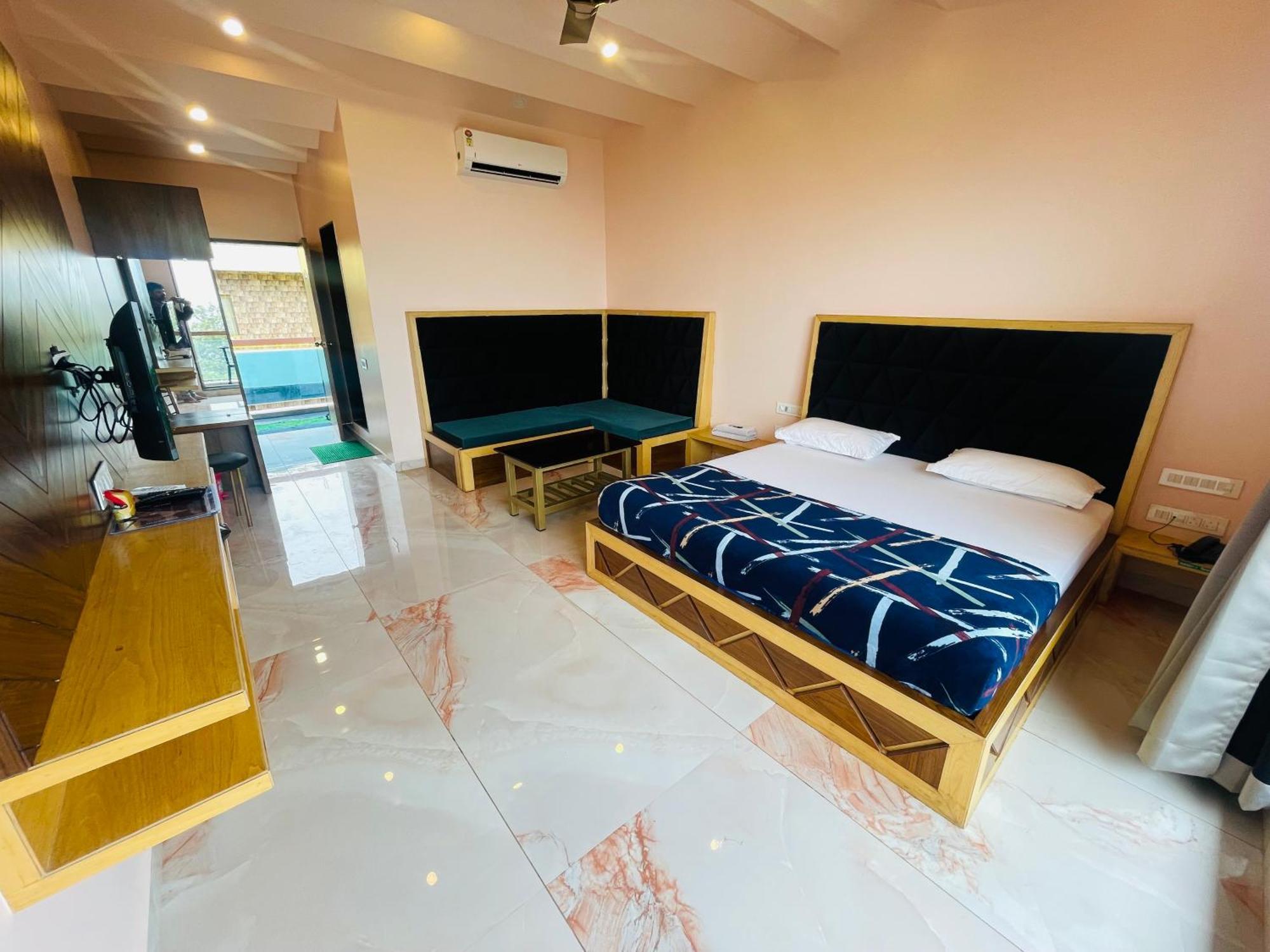 Natural Resort Panhala Ngoại thất bức ảnh