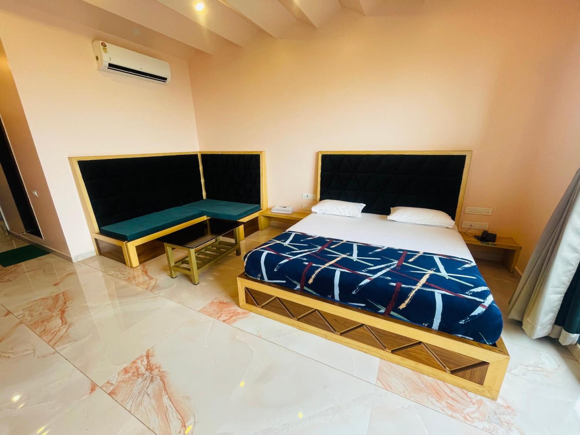 Natural Resort Panhala Ngoại thất bức ảnh
