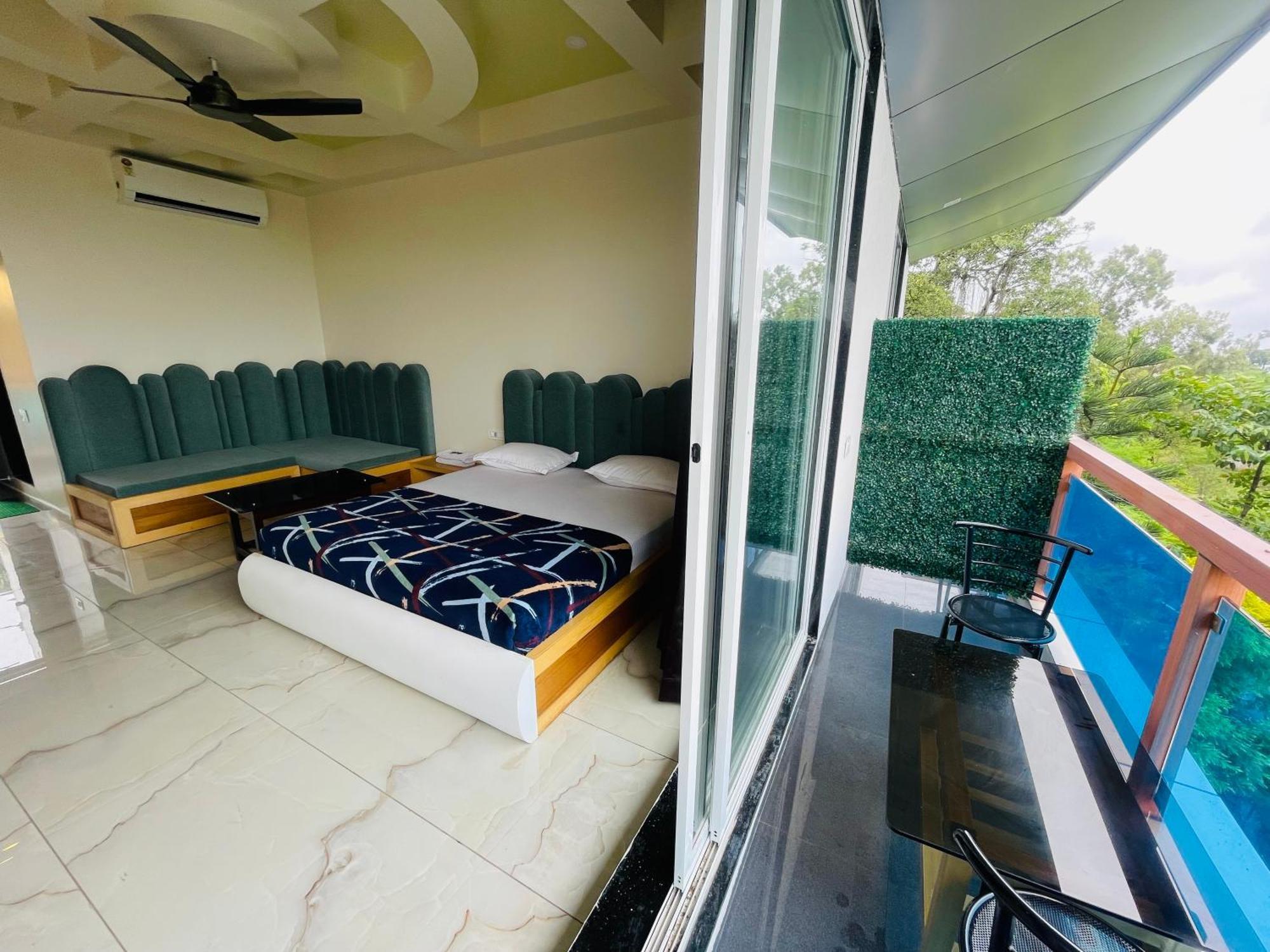Natural Resort Panhala Ngoại thất bức ảnh