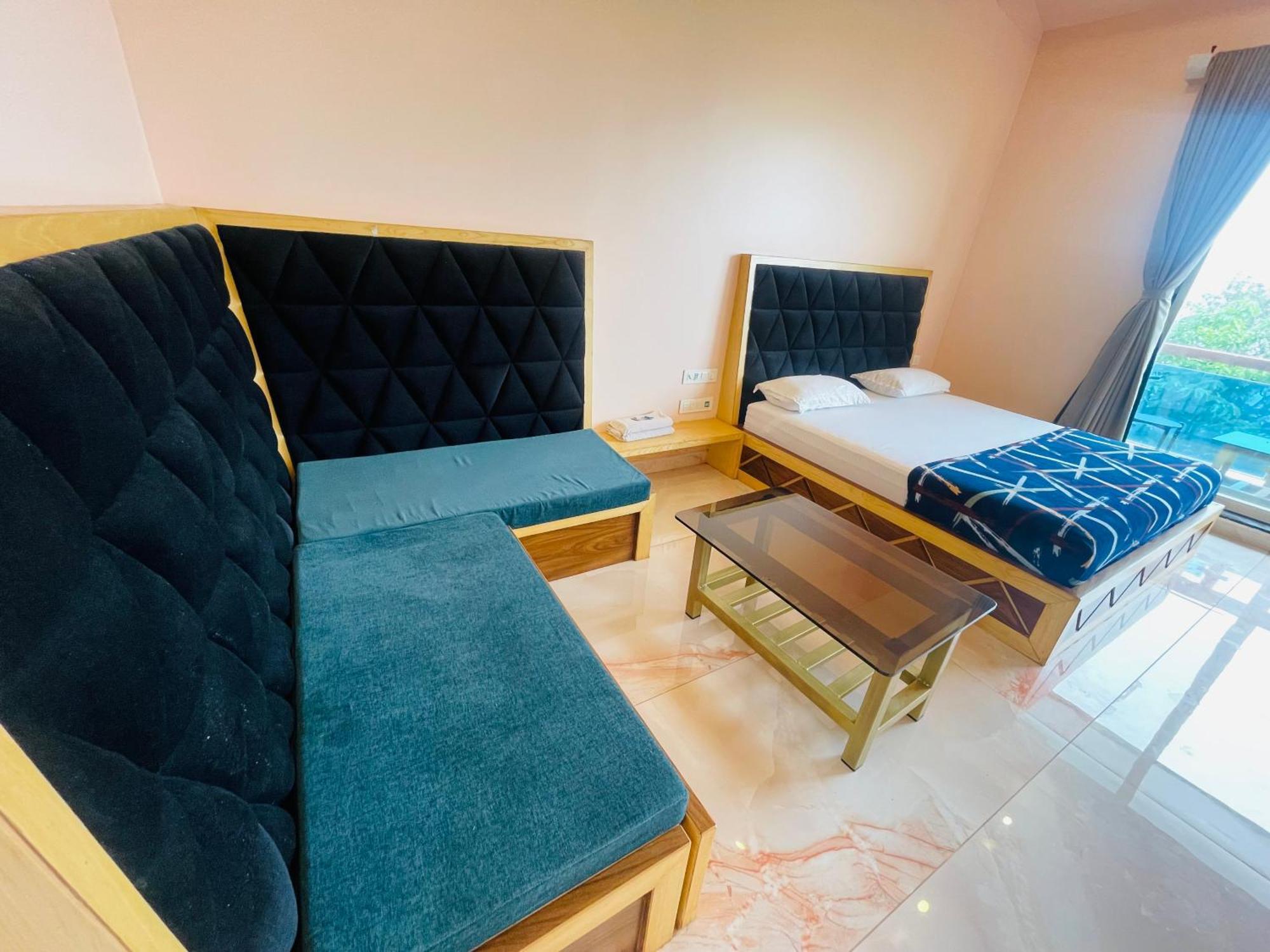 Natural Resort Panhala Ngoại thất bức ảnh