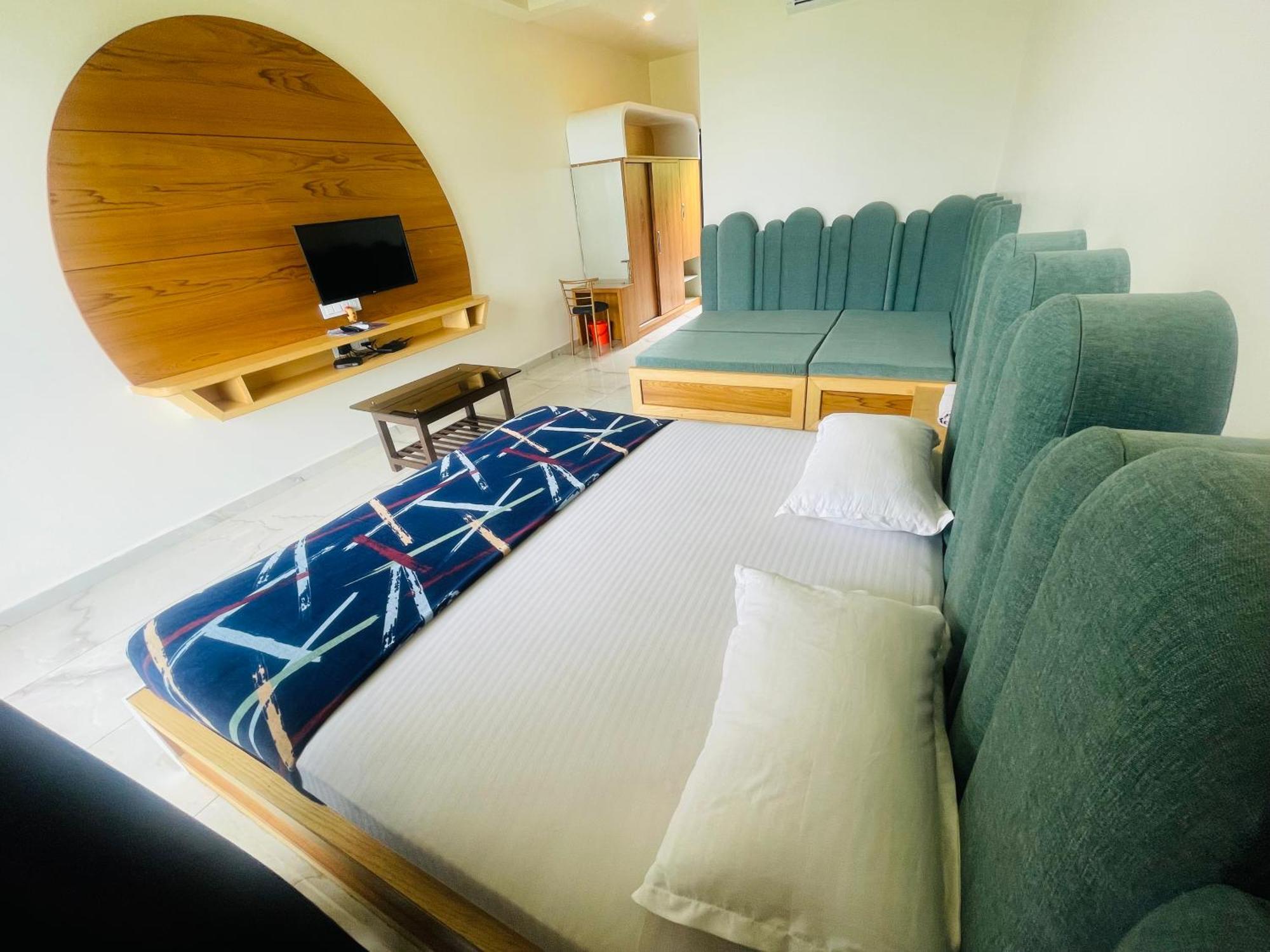 Natural Resort Panhala Ngoại thất bức ảnh