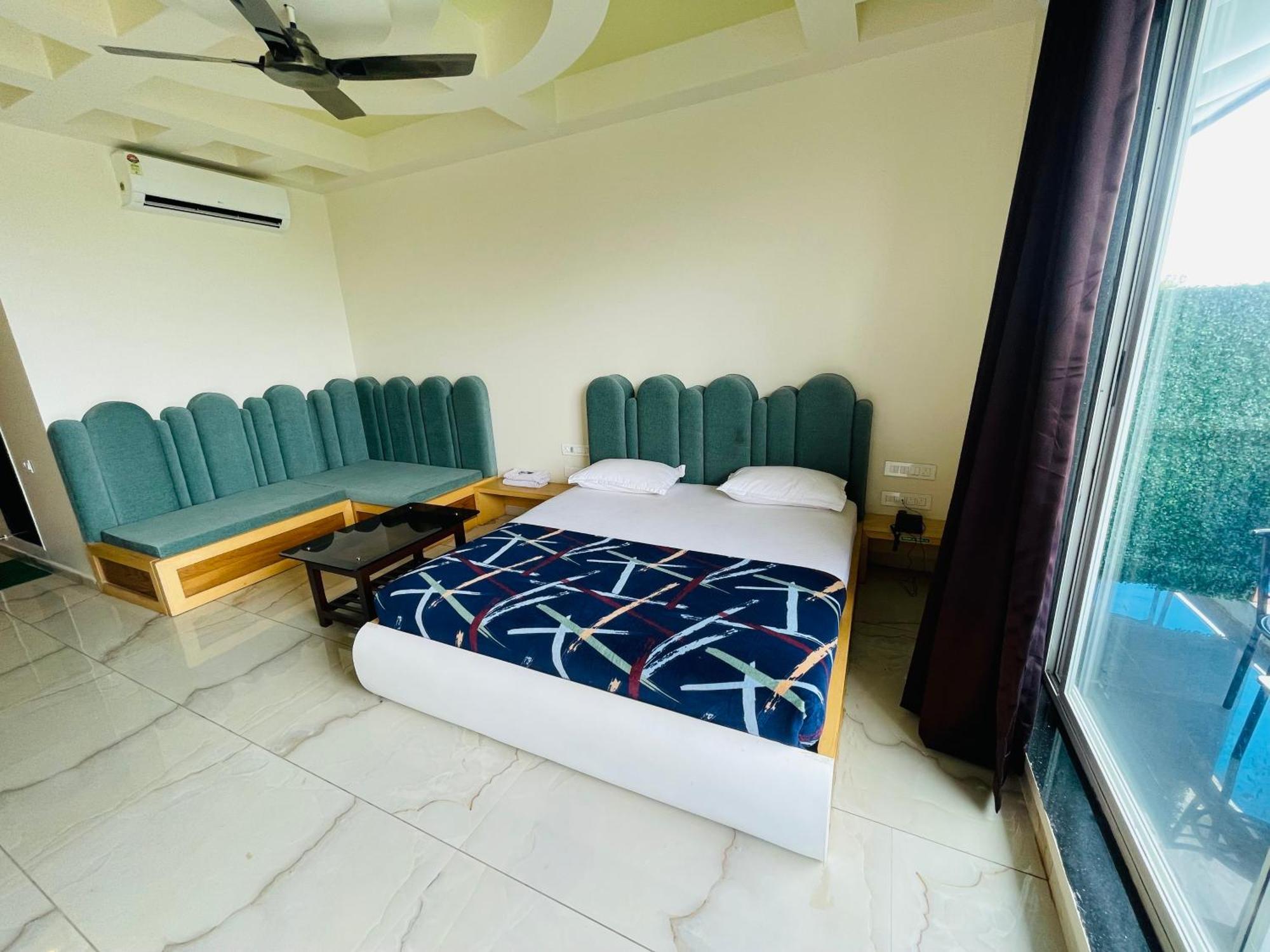 Natural Resort Panhala Ngoại thất bức ảnh